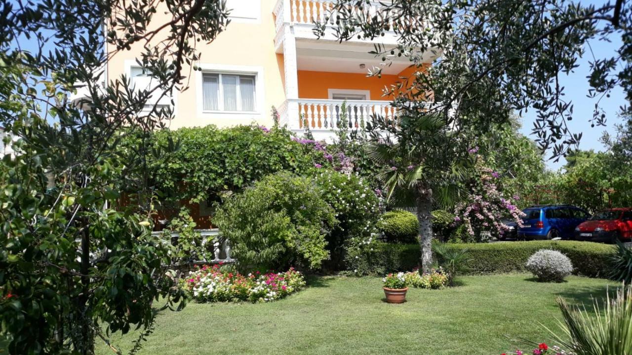 Apartmani Seka Vodice Kültér fotó